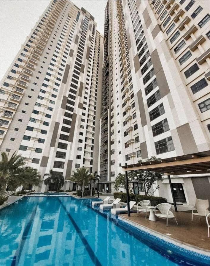 Horizon 101 A1 Shortwalk Robinson Mall Mango Square Bars Free Pool 세부 외부 사진